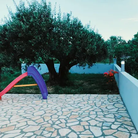 Olivo Apartment * Dhellaportata